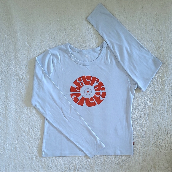 Levi's Tops - Levi's "Broadcasting🎙 Live From San Francisco California" Graphic Tee👕 - NWT